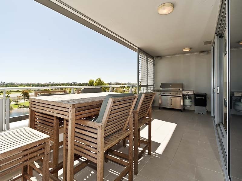 307/30 The Circus, Burswood WA 6100