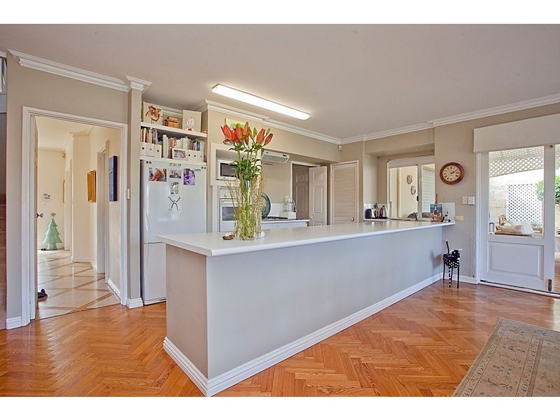 16 Riversea View, Mosman Park WA 6012