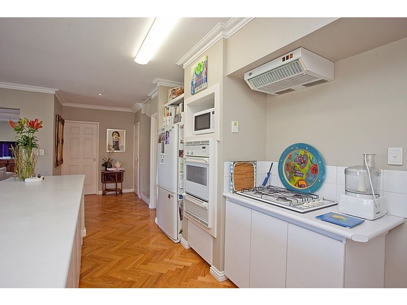 16 Riversea View, Mosman Park WA 6012