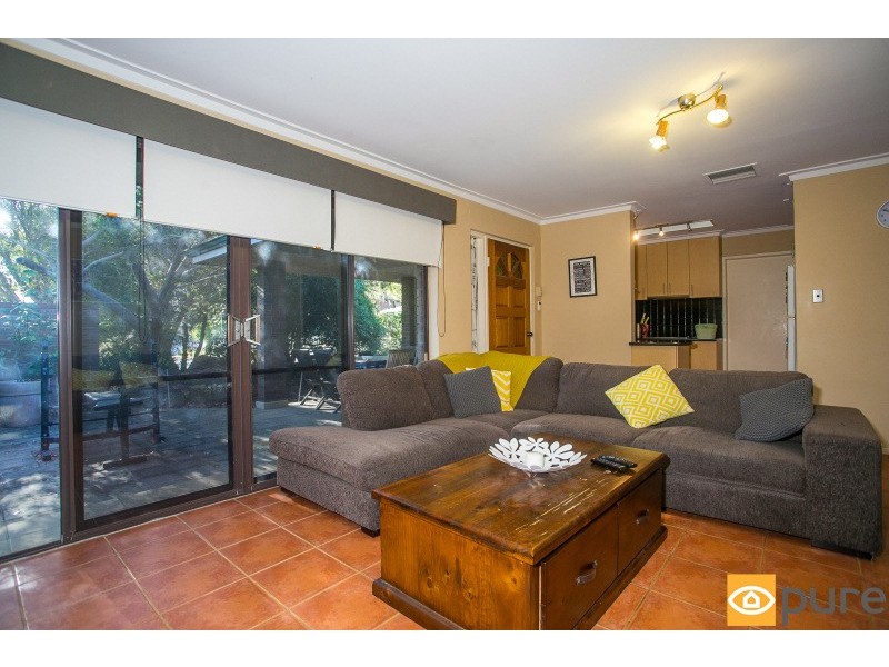 8/78 Murray Road, Bicton WA 6157