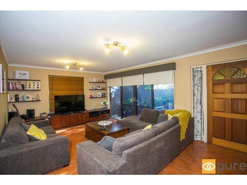 8/78 Murray Road, Bicton WA 6157