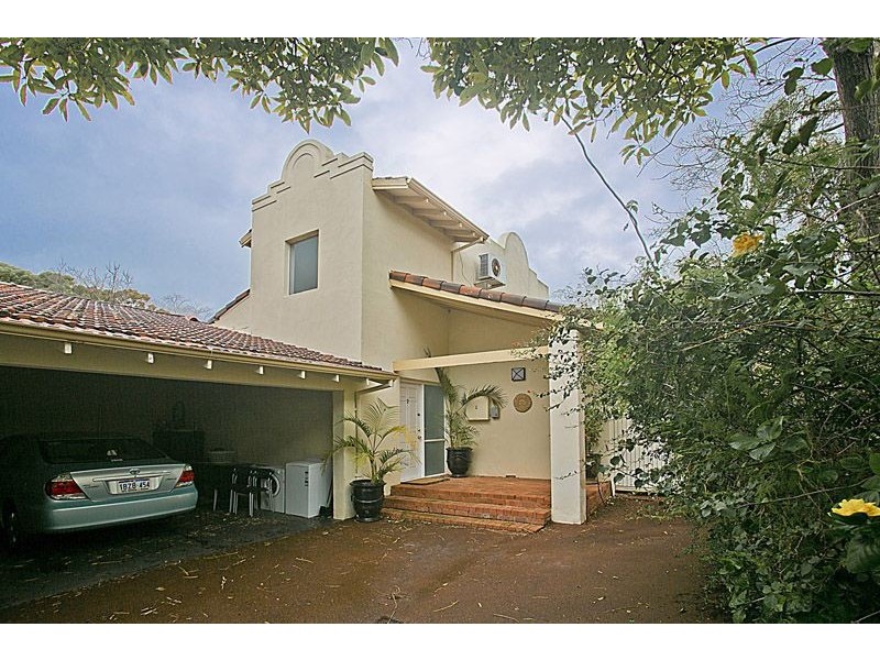 2/24 Riley Road, Claremont WA 6010