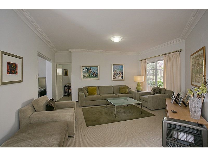 2/24 Riley Road, Claremont WA 6010