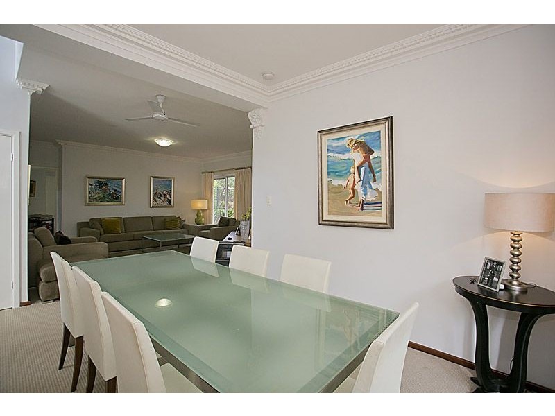 2/24 Riley Road, Claremont WA 6010