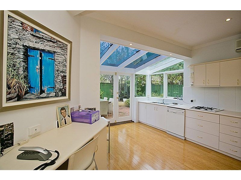 2/24 Riley Road, Claremont WA 6010