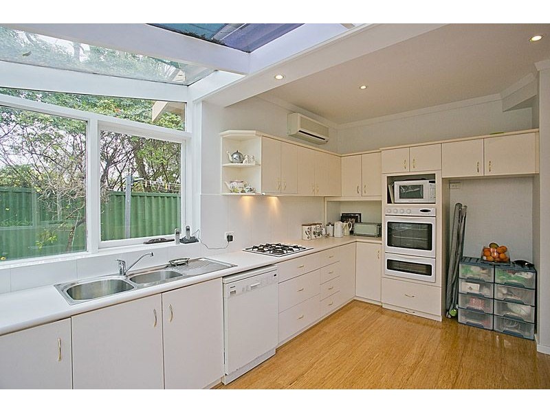 2/24 Riley Road, Claremont WA 6010