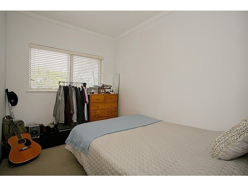 2/24 Riley Road, Claremont WA 6010