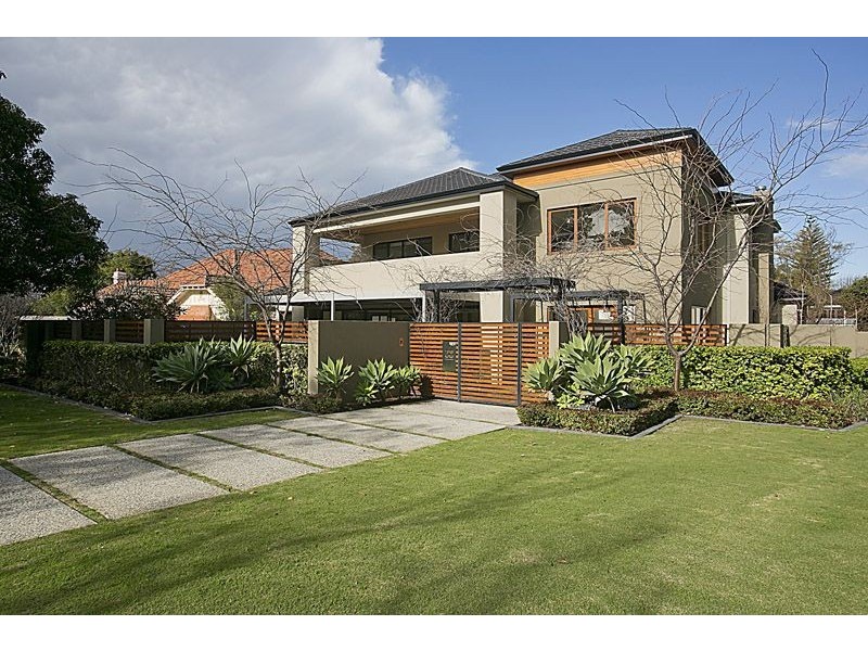 38 Brockman Avenue, Dalkeith WA 6009