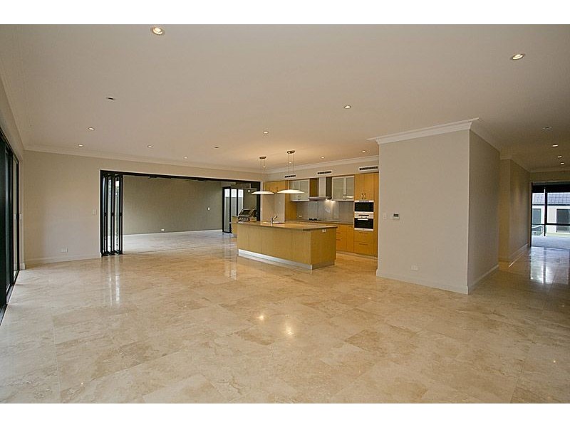 38 Brockman Avenue, Dalkeith WA 6009