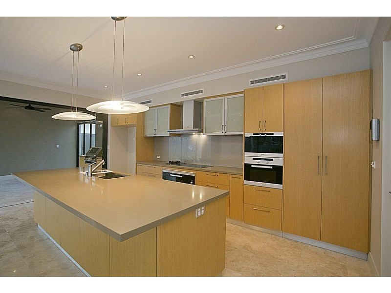 38 Brockman Avenue, Dalkeith WA 6009