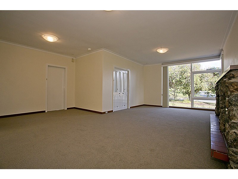 20 Kingsland Avenue, City Beach WA 6015