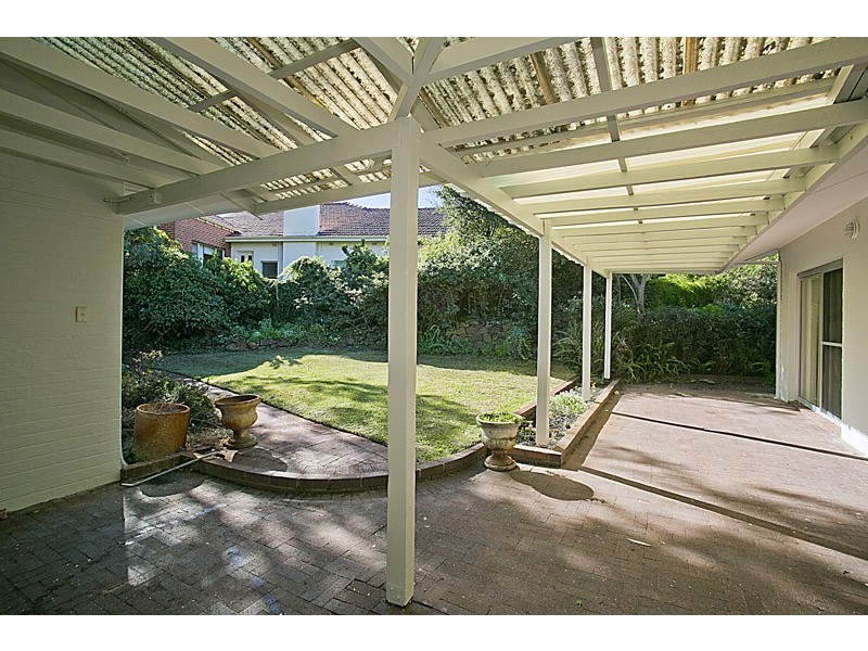 20 Kingsland Avenue, City Beach WA 6015