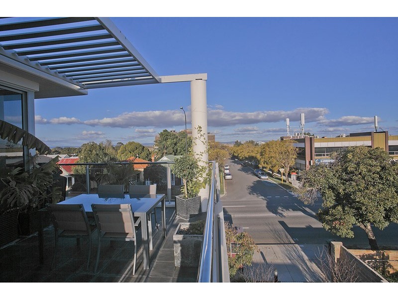 10/337 Lord Street, Highgate WA 6003