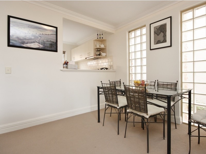 2/153 Derby Road, Shenton Park WA 6008