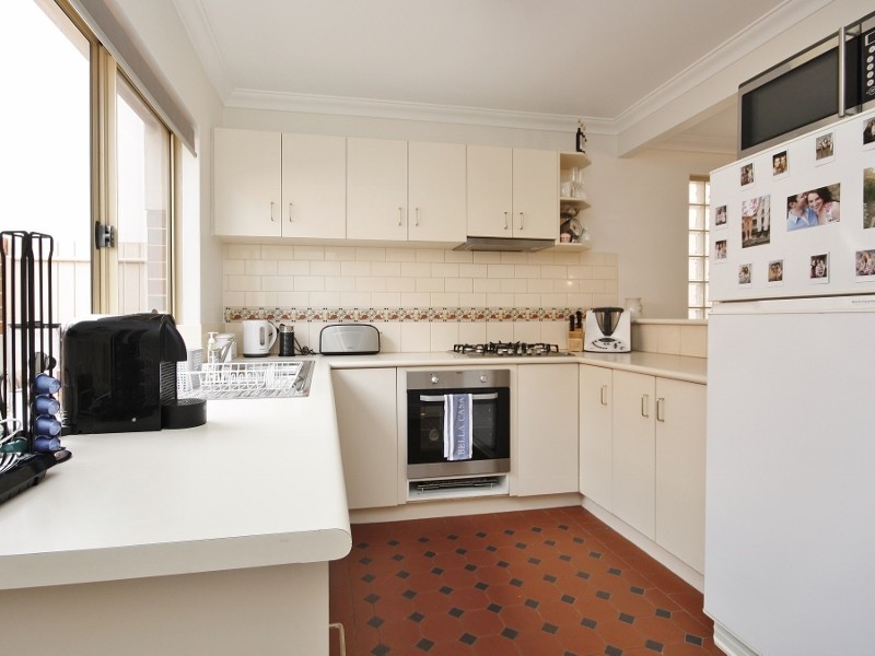 2/153 Derby Road, Shenton Park WA 6008