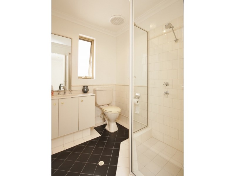 2/153 Derby Road, Shenton Park WA 6008