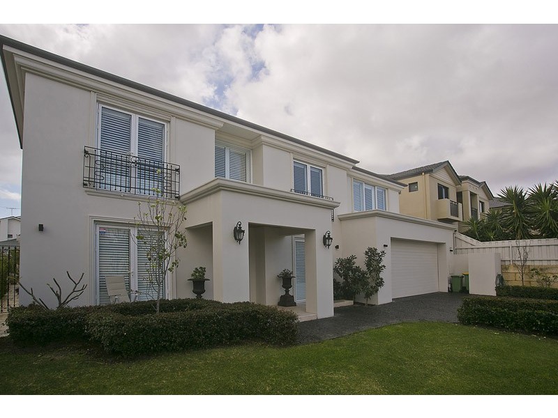 76 St Johns Wood Boulevard, Mount Claremont WA 6010