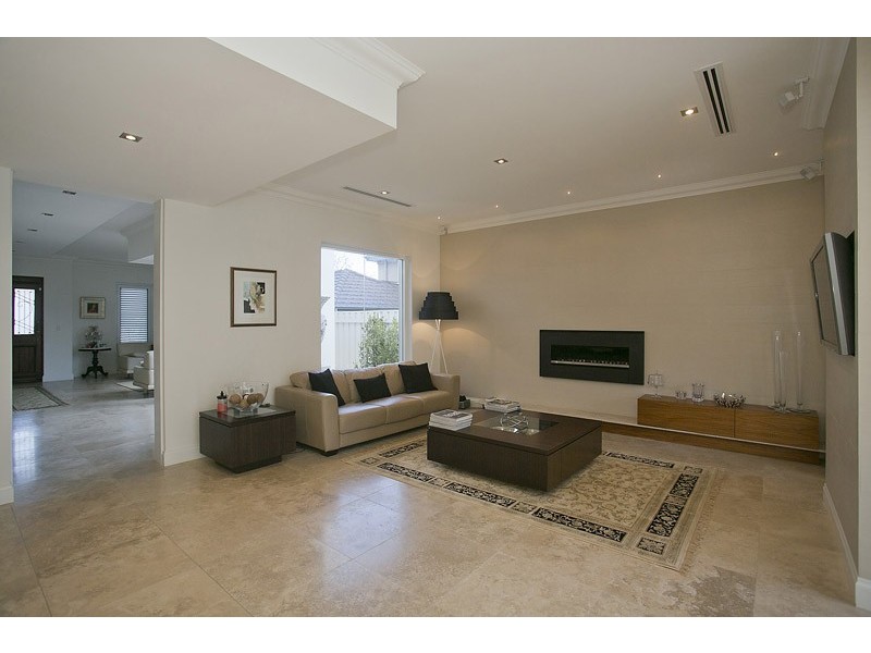76 St Johns Wood Boulevard, Mount Claremont WA 6010