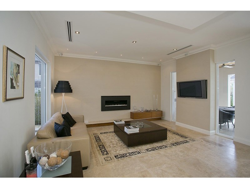 76 St Johns Wood Boulevard, Mount Claremont WA 6010