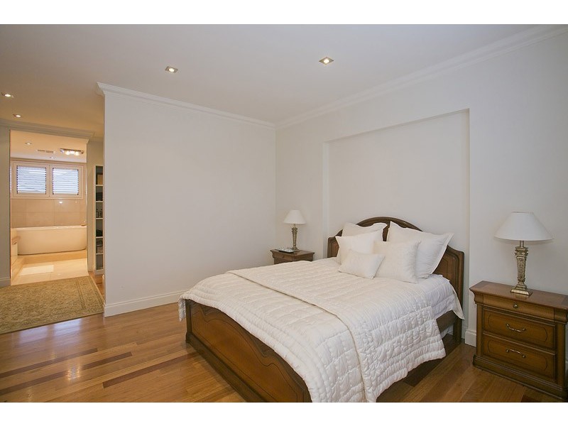 76 St Johns Wood Boulevard, Mount Claremont WA 6010