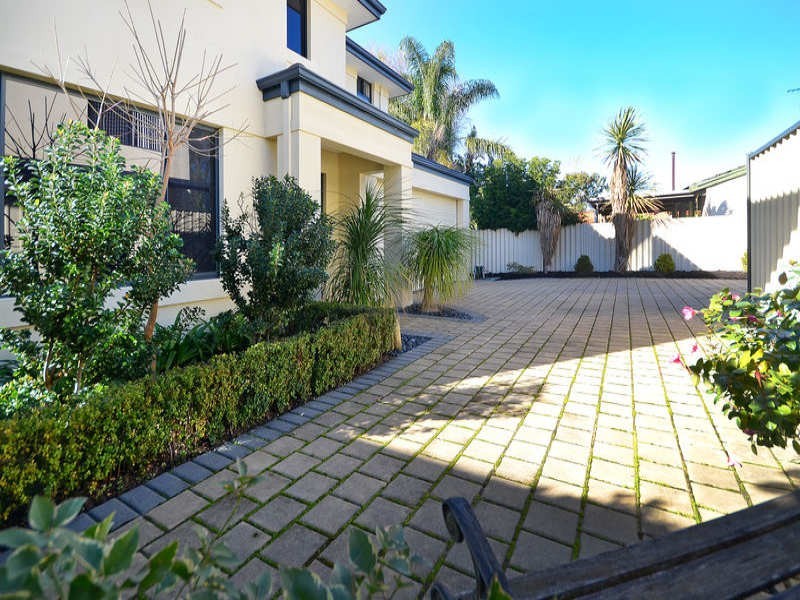 128B Alice Street, Doubleview WA 6018