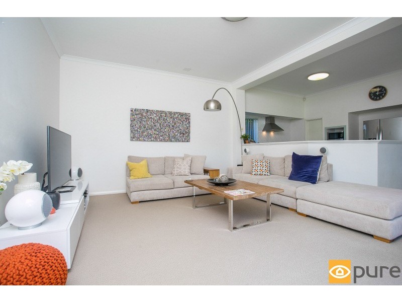 32 Carron Road, Applecross WA 6153