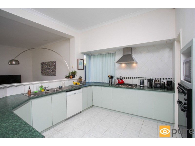 32 Carron Road, Applecross WA 6153