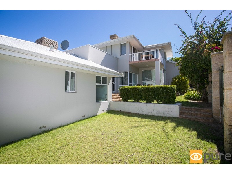 32 Carron Road, Applecross WA 6153