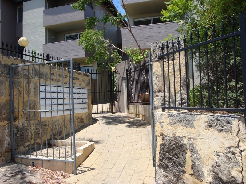 15/237 Cambridge Street, Wembley WA 6014