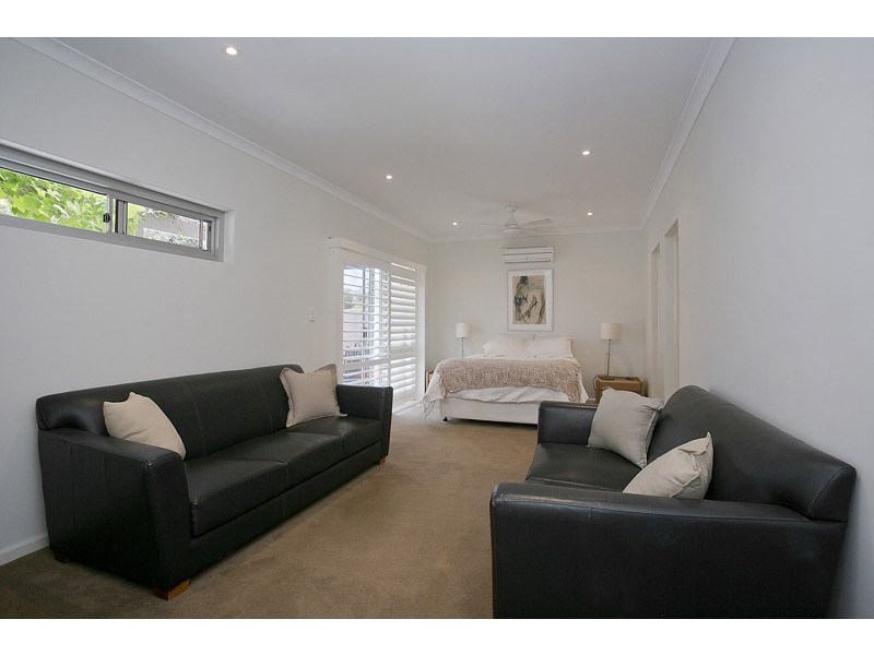 2 Greenville Street, Swanbourne WA 6010