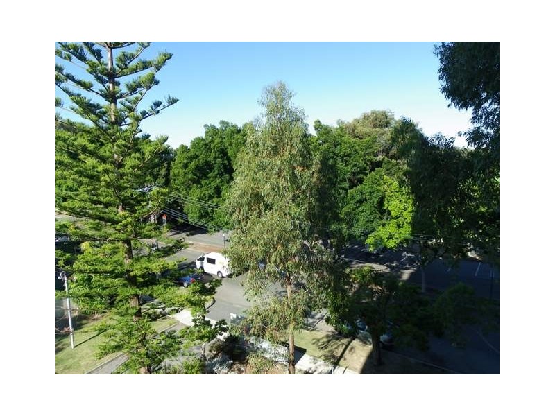 44/165 Derby Road, Shenton Park WA 6008