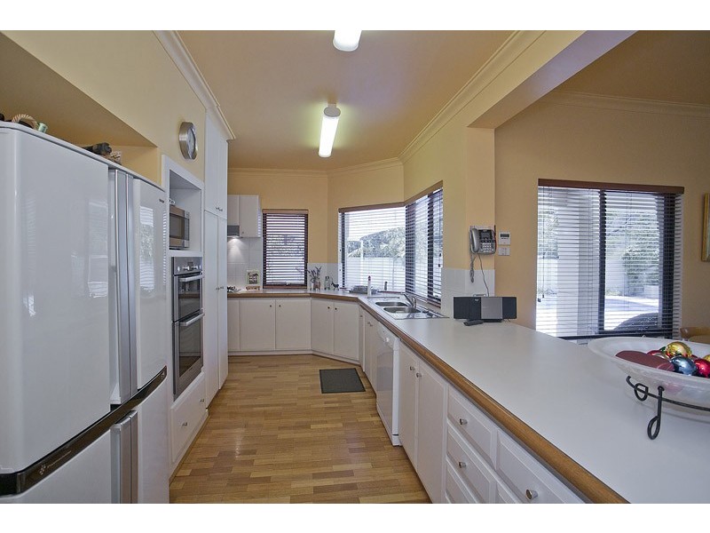 10 Bateman Street, Mosman Park WA 6012