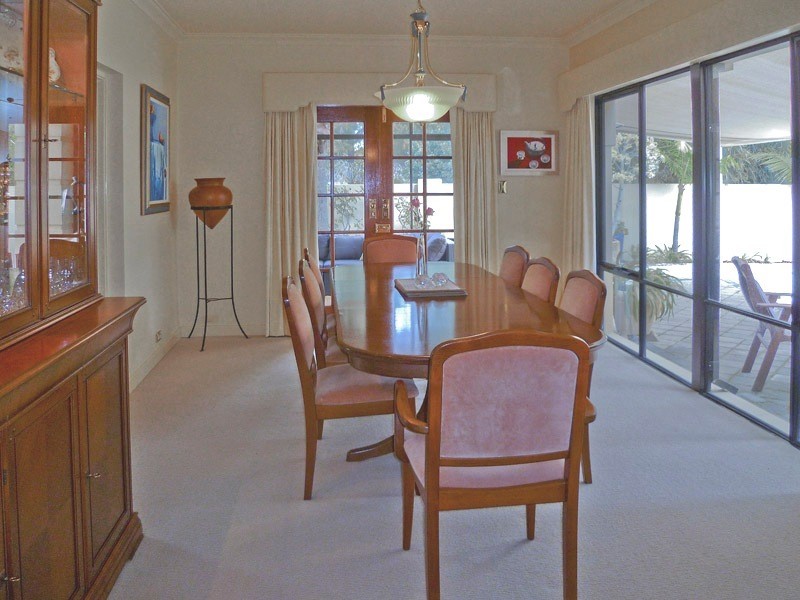 10 Bateman Street, Mosman Park WA 6012