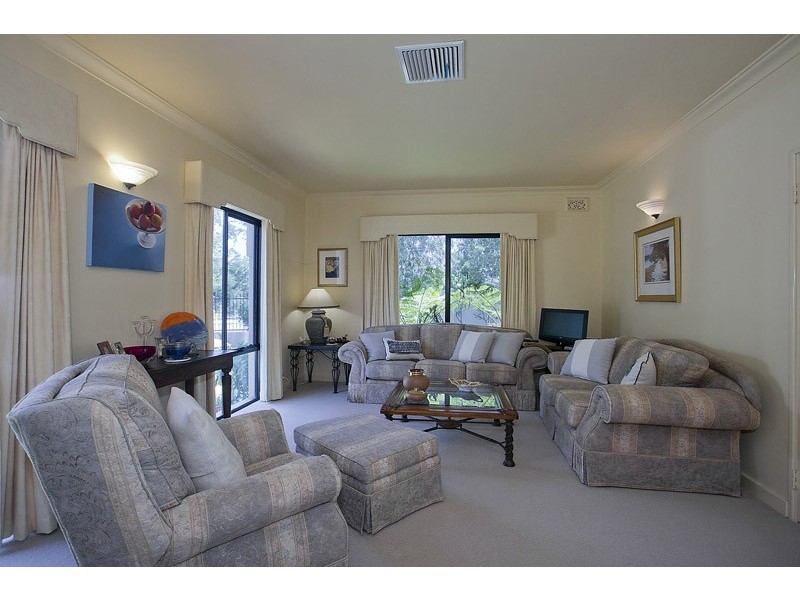 10 Bateman Street, Mosman Park WA 6012