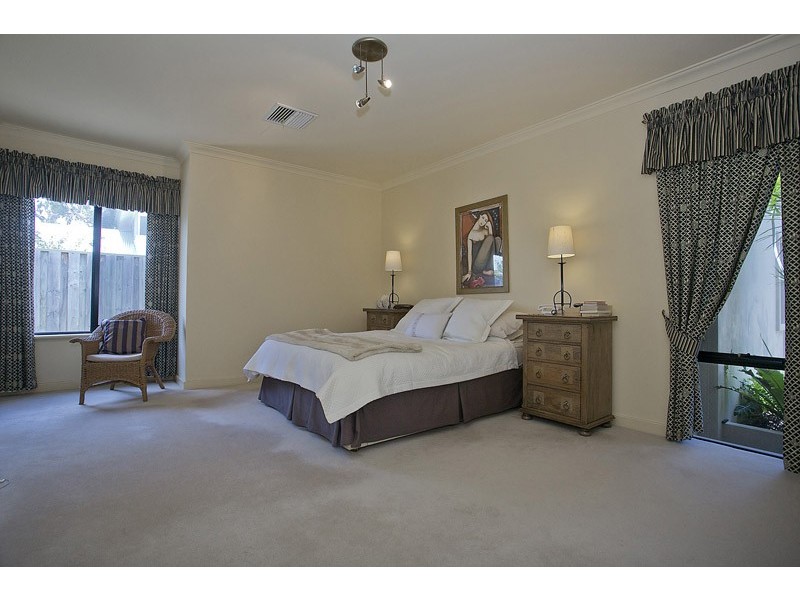 10 Bateman Street, Mosman Park WA 6012