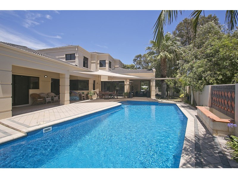 10 Bateman Street, Mosman Park WA 6012