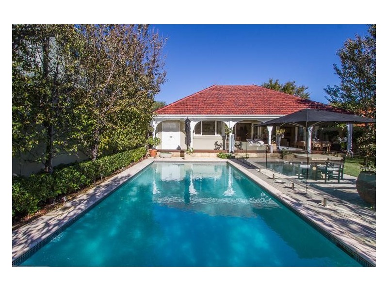 33 Irvine Street, Peppermint Grove WA 6011