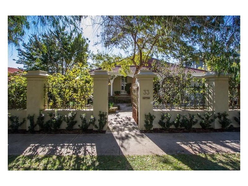 33 Irvine Street, Peppermint Grove WA 6011