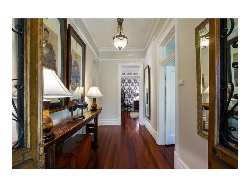 33 Irvine Street, Peppermint Grove WA 6011