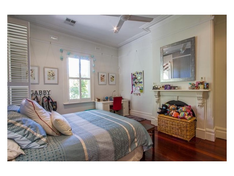 33 Irvine Street, Peppermint Grove WA 6011