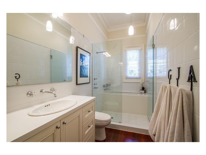 33 Irvine Street, Peppermint Grove WA 6011