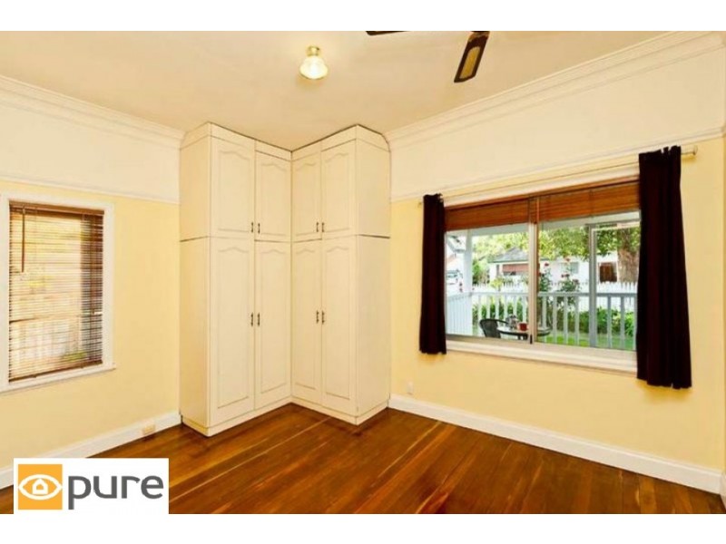 41B Cloister Avenue, Manning WA 6152