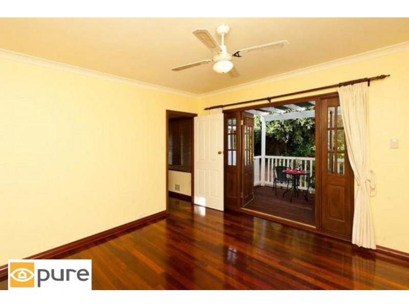 41B Cloister Avenue, Manning WA 6152