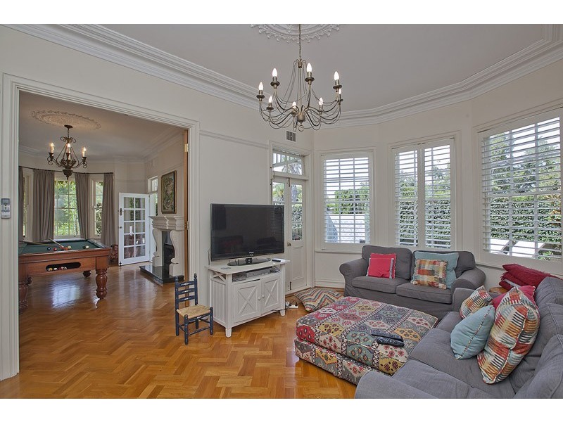 38 Devon Road, Swanbourne WA 6010