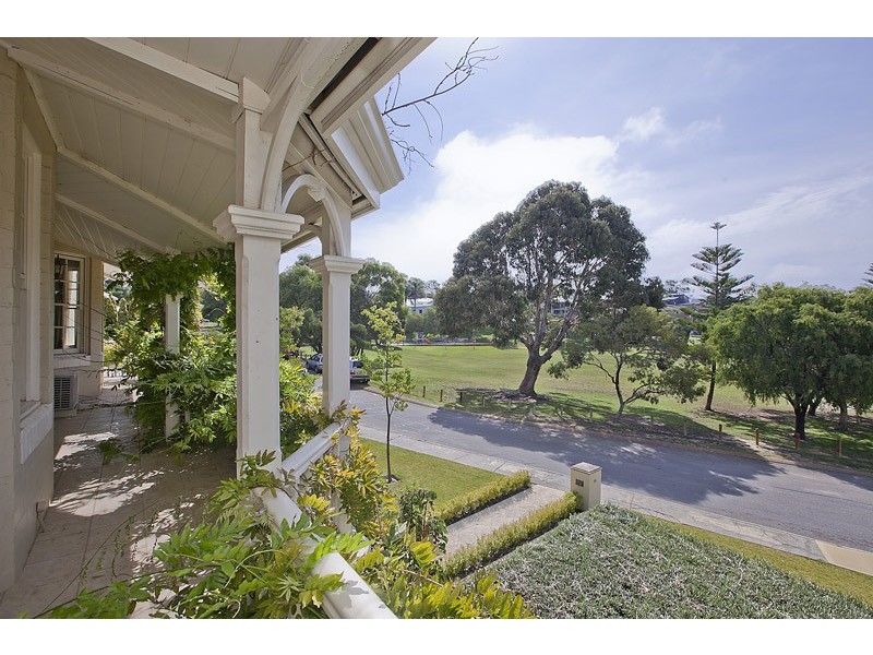 38 Devon Road, Swanbourne WA 6010