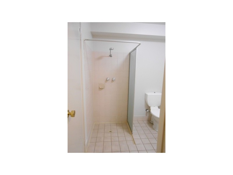 K6/45 King George Street, Victoria Park WA 6100