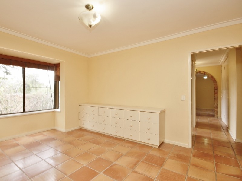 5 Loch Street, Claremont WA 6010