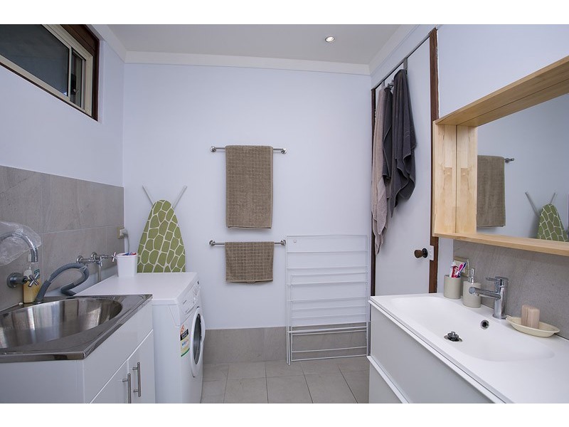 11/25 Comer Street, Como WA 6152