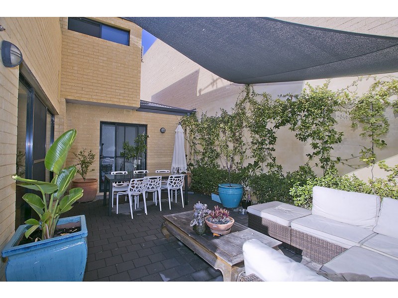 7/145 Herdsman Parade, Wembley WA 6014