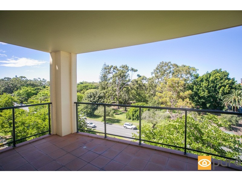 23/16 Kings Park Road, West Perth WA 6005